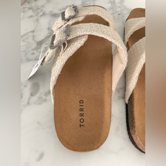 Sold out - Picture 4 of 7